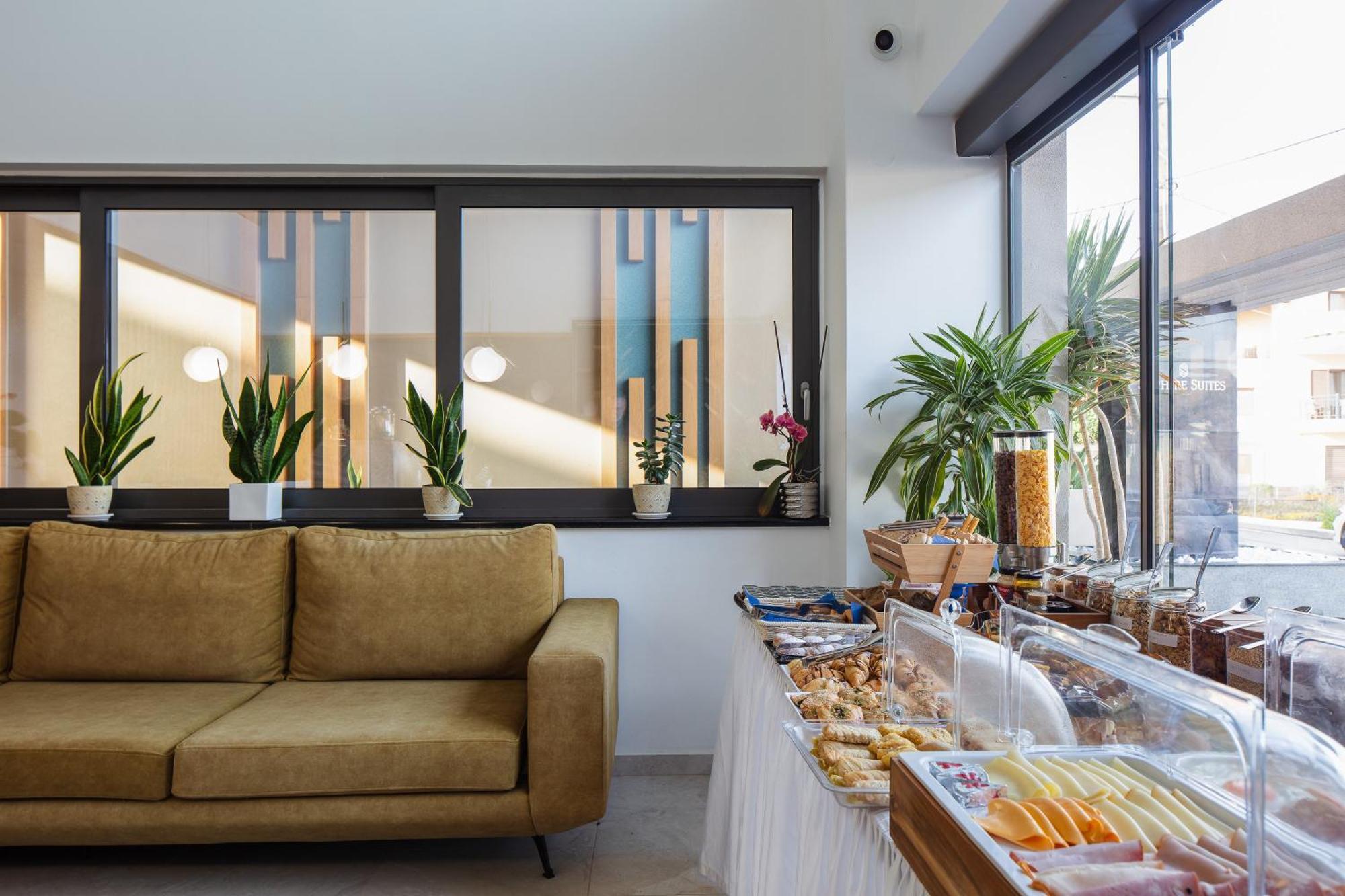 Sapphire Horizon Suites Kíssamos Buitenkant foto