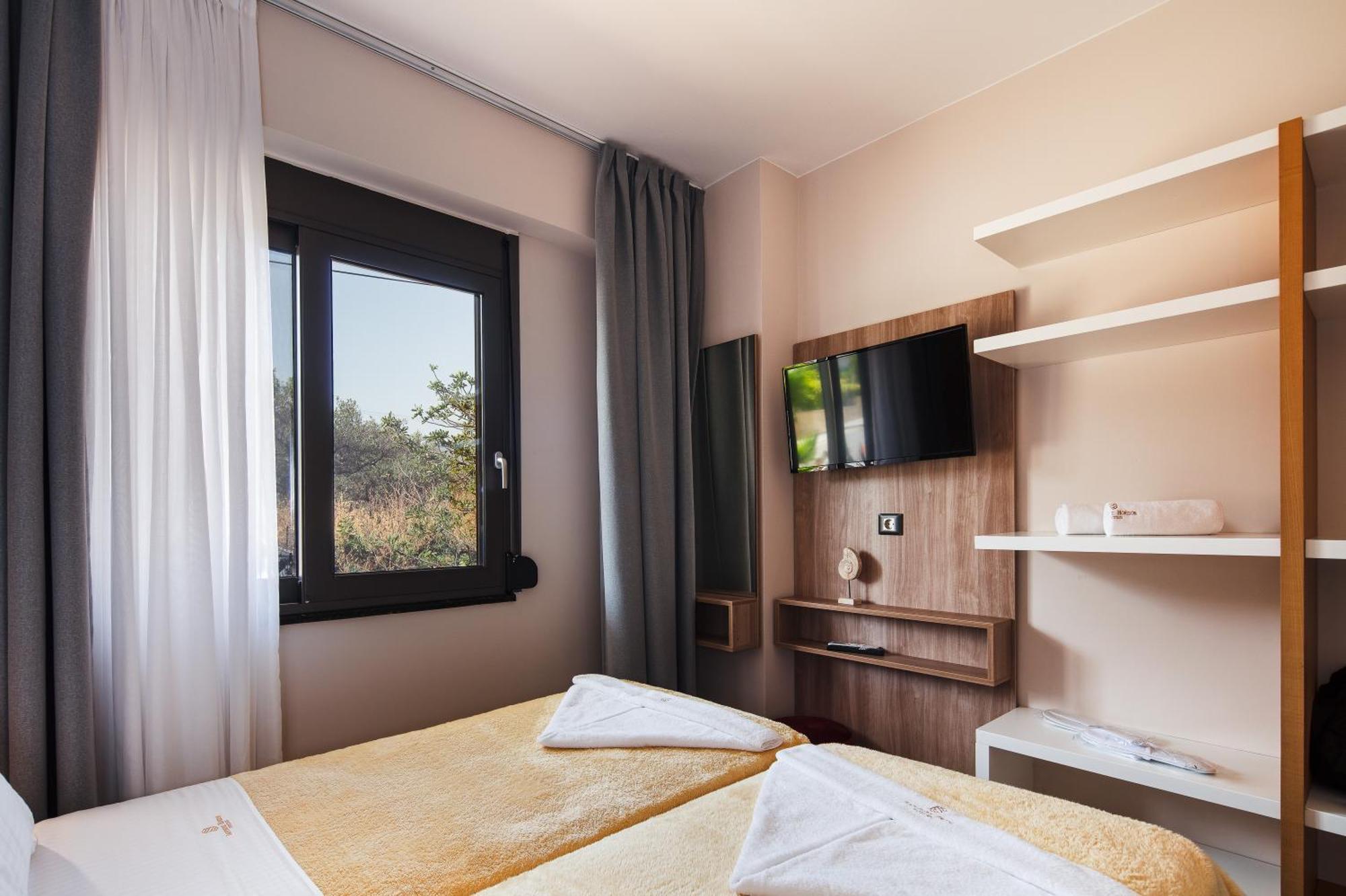 Sapphire Horizon Suites Kíssamos Buitenkant foto