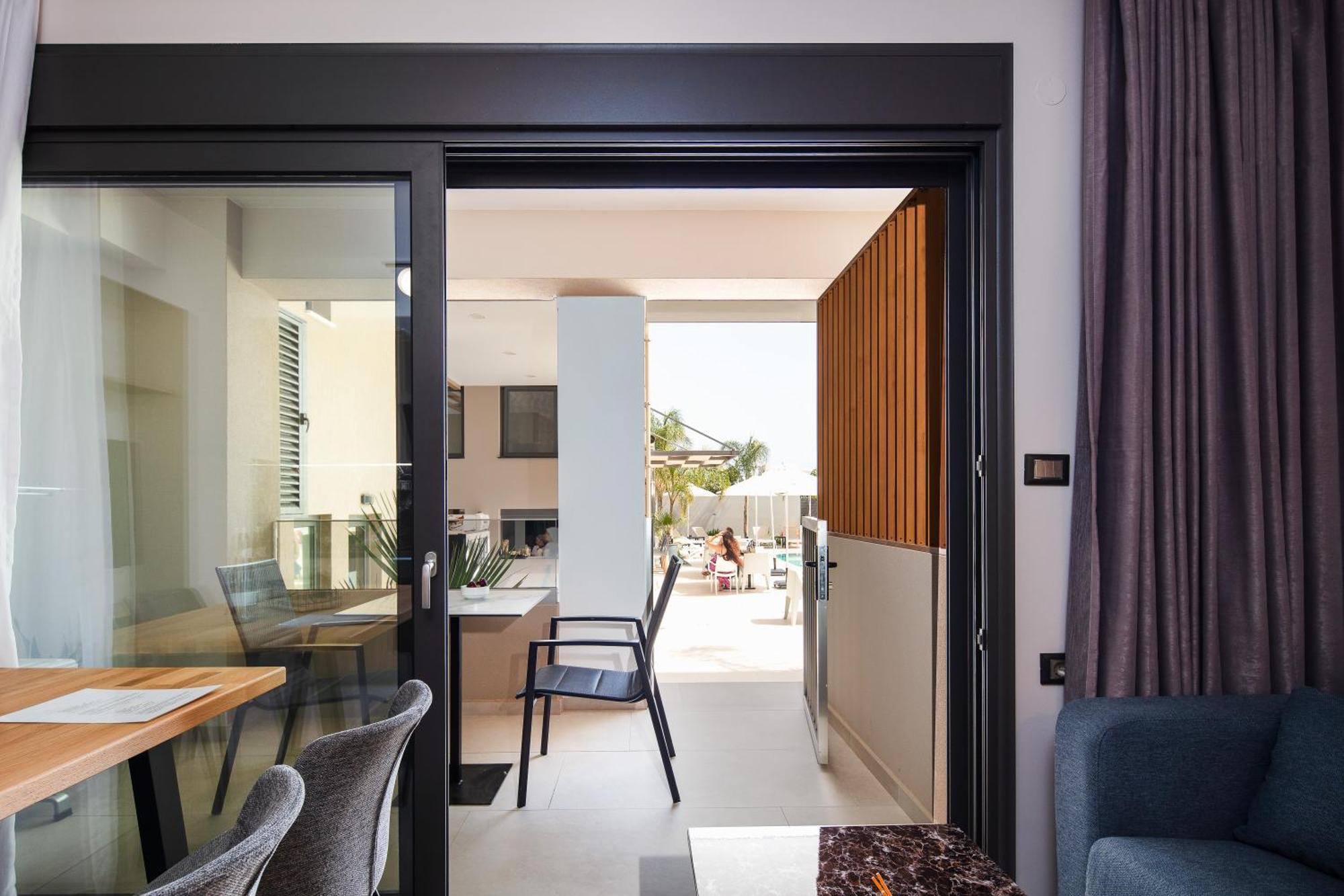 Sapphire Horizon Suites Kíssamos Buitenkant foto